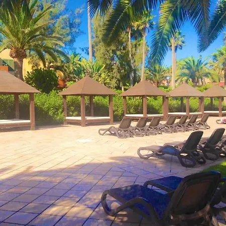 Vv Atlantic Garden With Pool View, Near لا أوليفا